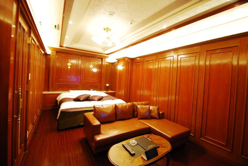 Hotel Free Style أوكاياما الغرفة الصورة